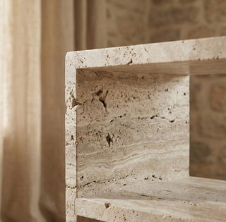 🪨 NAOS | Traverten Komodin