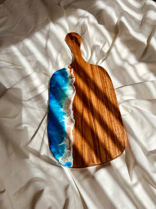 🌊 Klasik– El Yapımı Epoksi  Sunum Tahtası