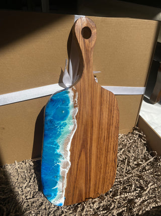 🌊 Klasik– El Yapımı Epoksi  Sunum Tahtası